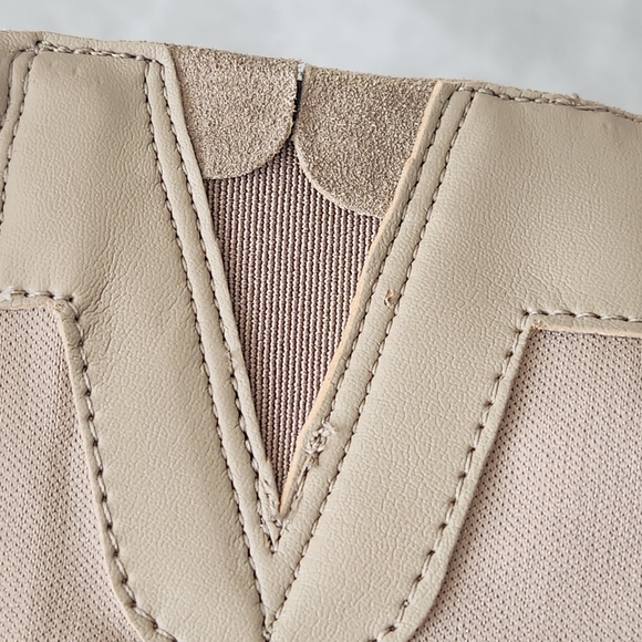 Gianni Bini heeled boots 9.5 beige suede CatWalk knee high snip toe tall new$130 - Picture 15 of 16